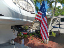 Load image into Gallery viewer, Front view of the Journeyman flag holder for Andersen hitches.